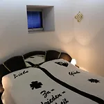 Zur Alpenruhe Apartment *
